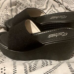 Women’s Black Wedges
